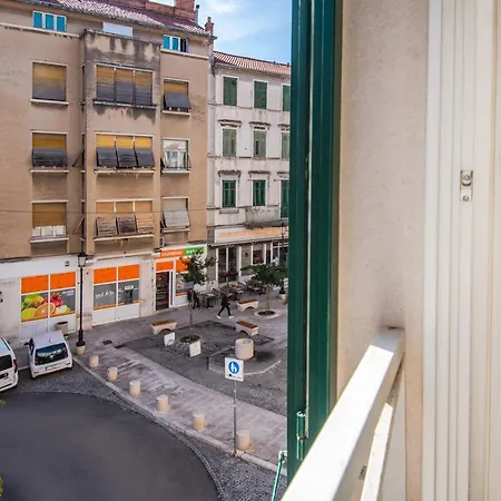 Sperun Διαμέρισμα *