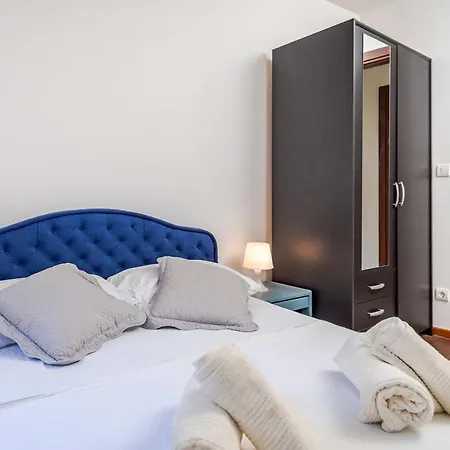 Apartment Sperun *