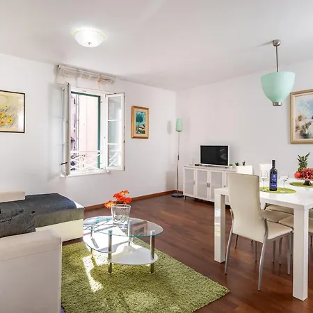 Apartment Sperun *