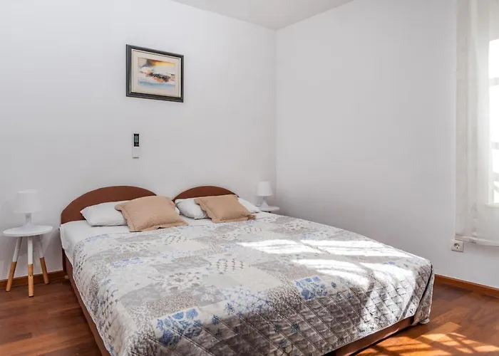 Lägenhet Sperun Split